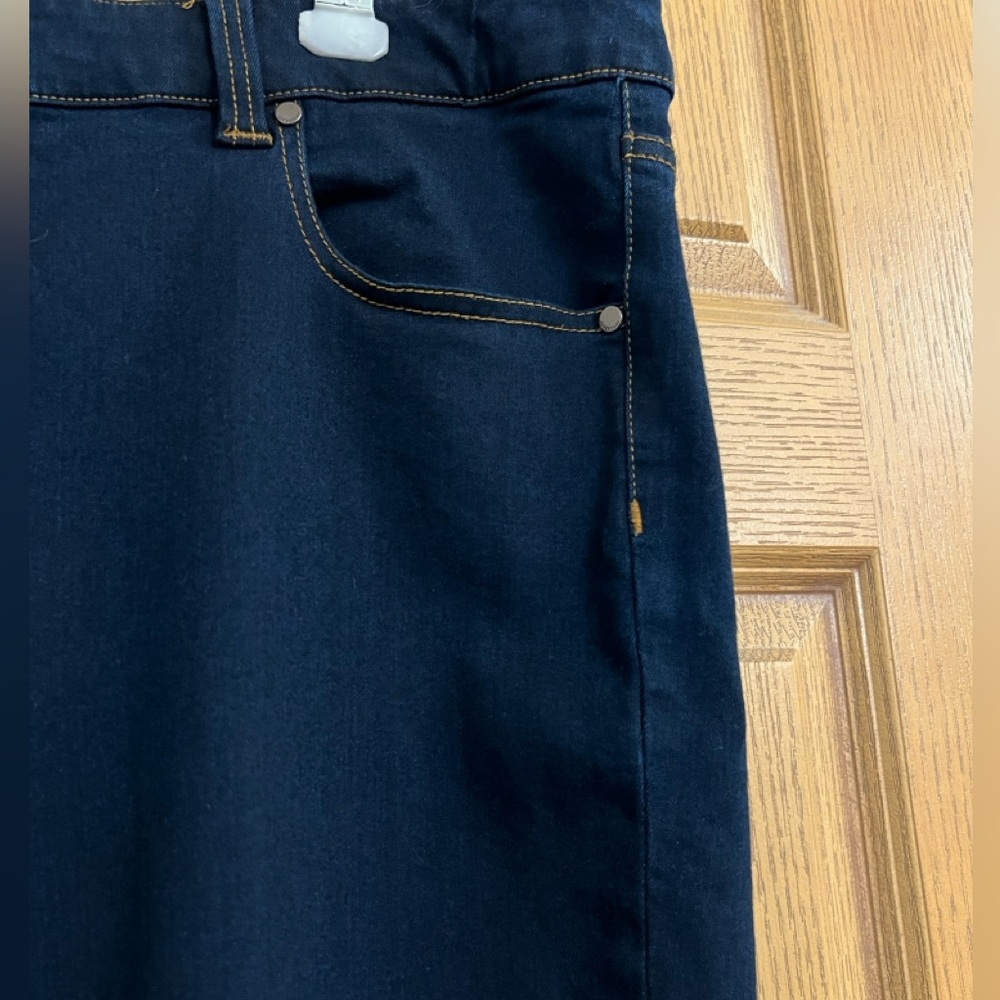 Liverpool Jeans - Picture 9 of 13